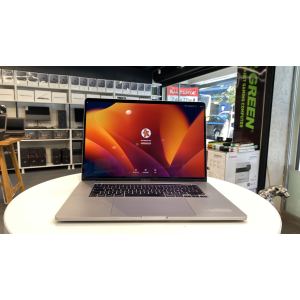 2.EL NB APPLE MACBOOK PRO 16