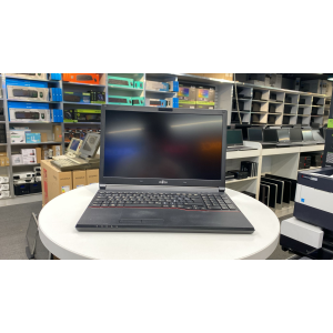 2.EL NB FUJITSU SIEMENS LIFEBOOK E556 İ3 6100U 8GB DDR4 128GB SSD 15.6